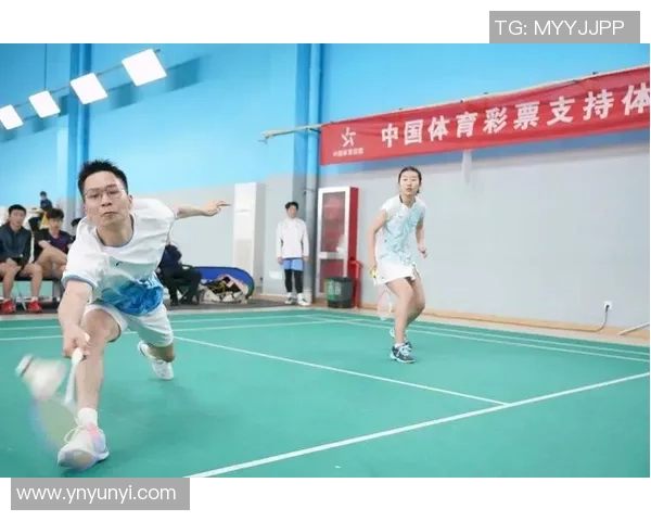 杭州羽毛球队在总决赛积分榜上以55分稳居第一名展现强劲实力