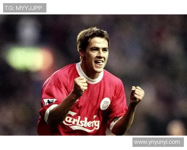 足球明星的传奇人生与成就全景解析 足球明星的传奇人生与成就全景解析